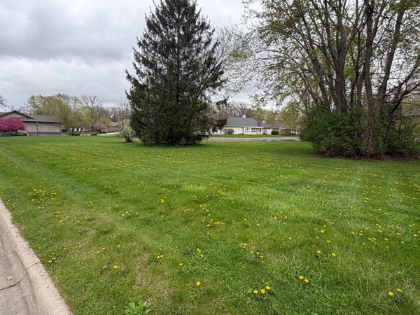 5351 Woodland Pond Lane , Loves Park, IL 61111