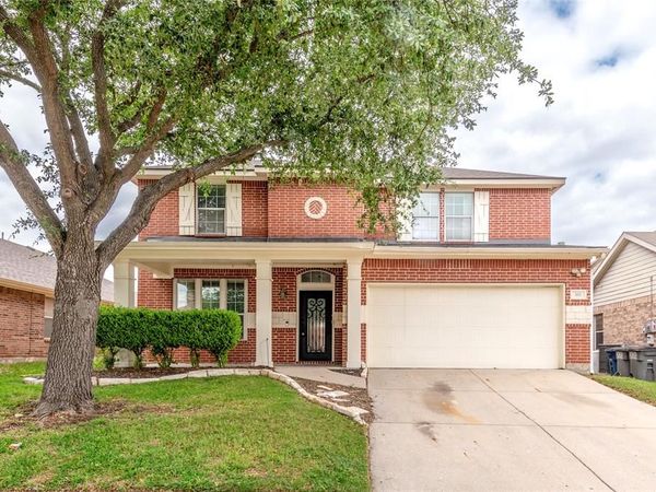 302 Highland Glen Drive, Wylie, TX 75098