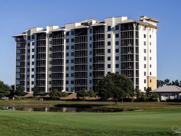 645 Lost Key Dr, Unit 406D, Pensacola, FL 32507