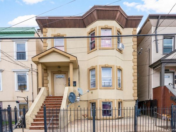 110 Beech Street , Yonkers, NY 10701