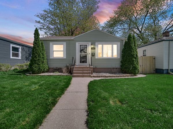 133 N Delaware Street , Hobart, IN 46342