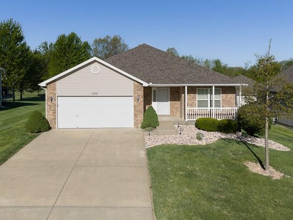 2502 N 100th Terrace, Kansas City, KS 66109
