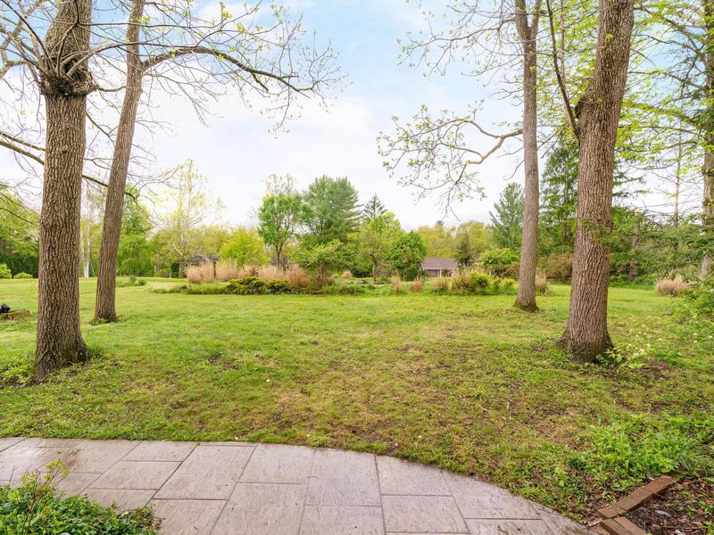 1484 Carriage Road, Powell, OH 43065 Photo 12