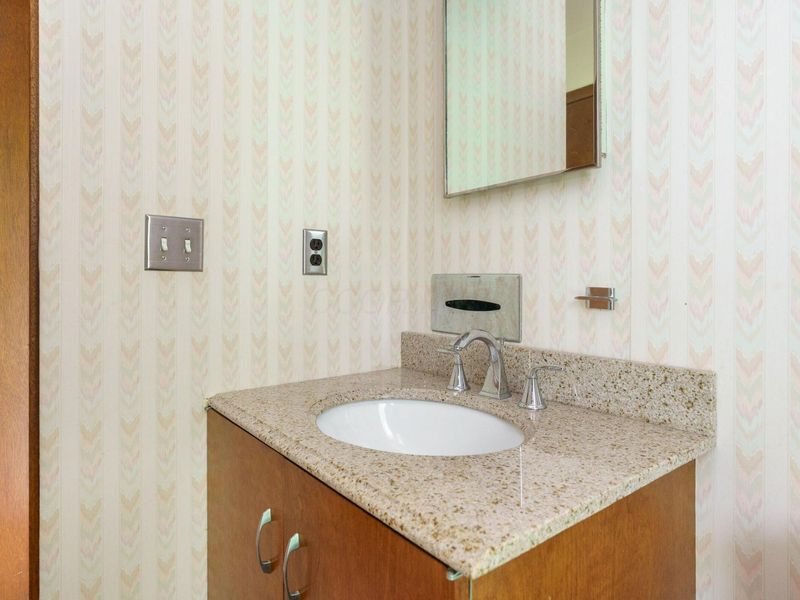 1484 Carriage Road, Powell, OH 43065 Photo 38