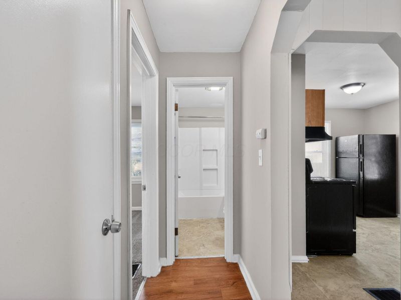 172 S Weyant Avenue , Columbus, OH 43213 Photo 18