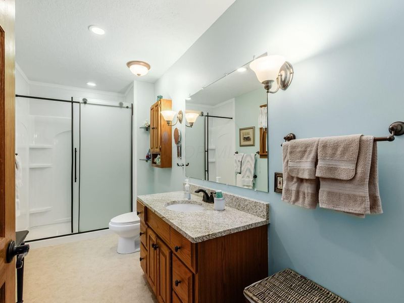 557 Ross Road SE, Lancaster, OH 43130 Photo 12