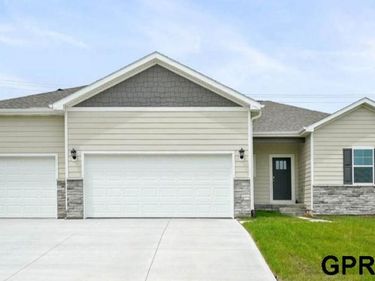 20558 Westridge Drive , Gretna, NE 68028