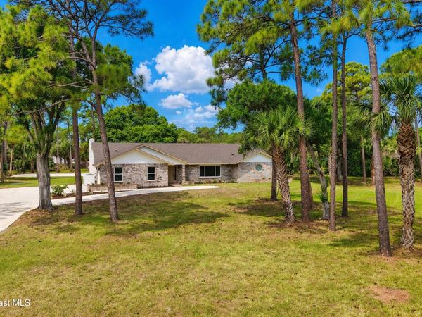 4020 Adams Lane , Grant-Valkaria, FL 32950