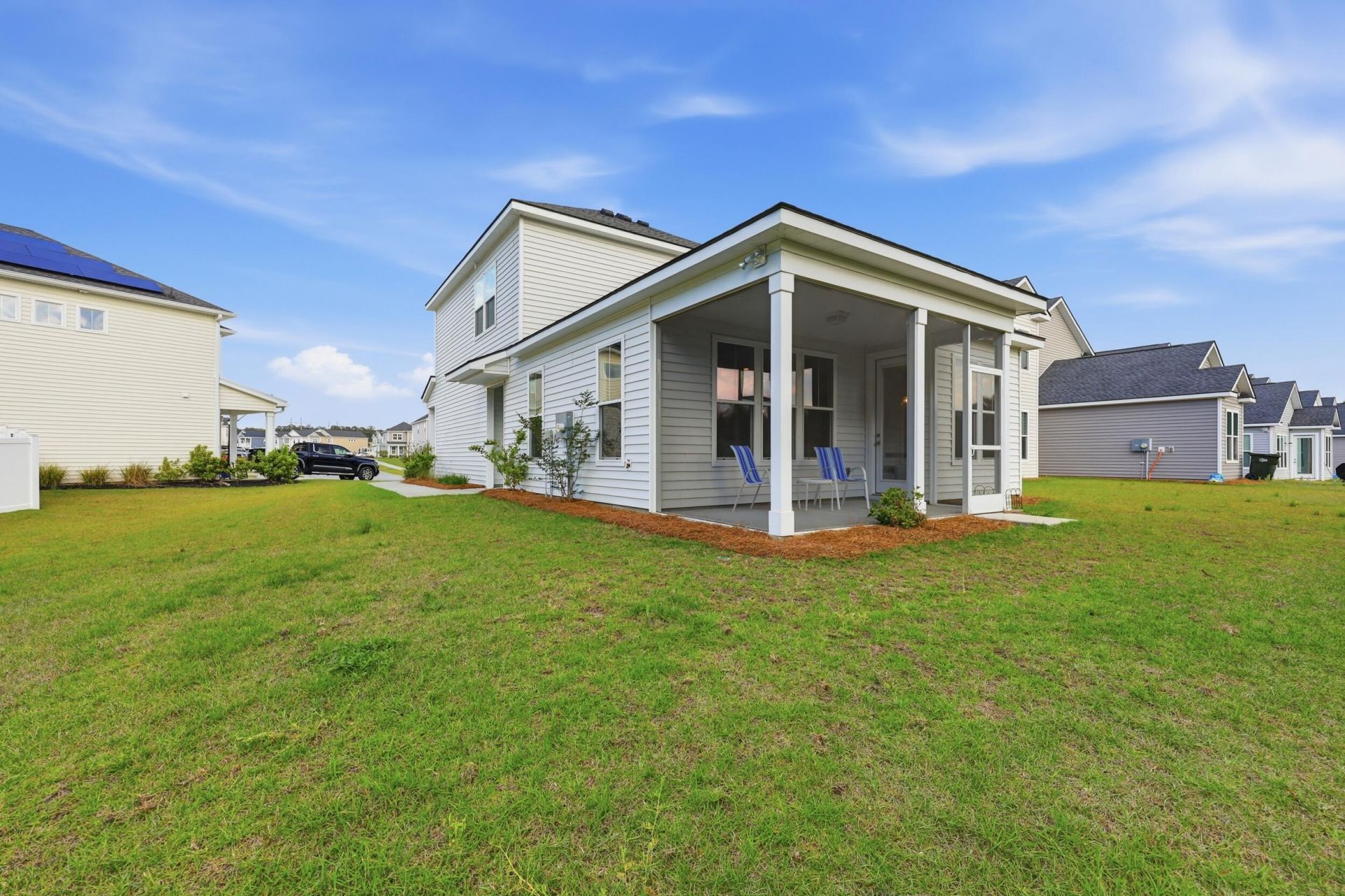 137 Hawthorne Landing Drive Photo 26