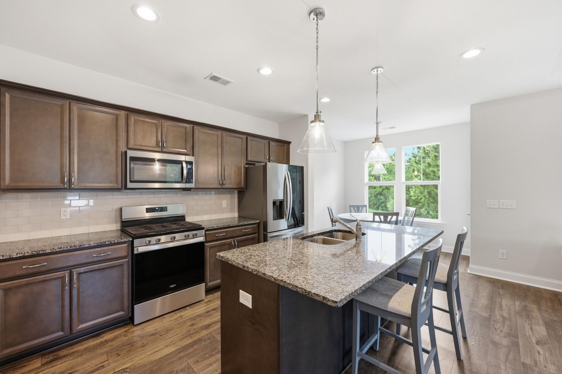 137 Hawthorne Landing Drive Photo 5