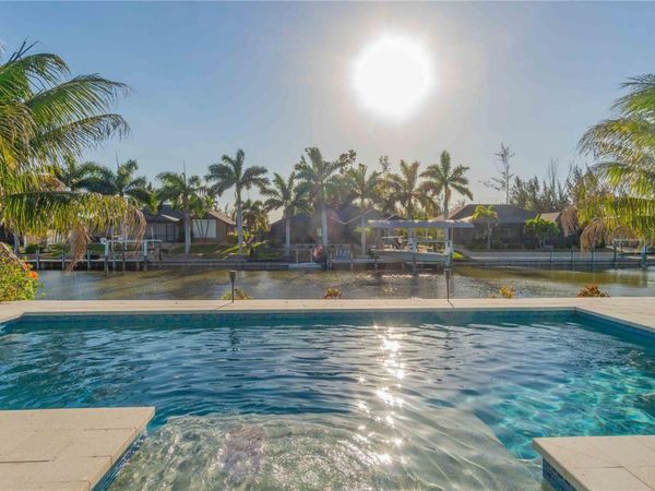 8084 BURWELL CIRCLE , PORT CHARLOTTE, FL 33981