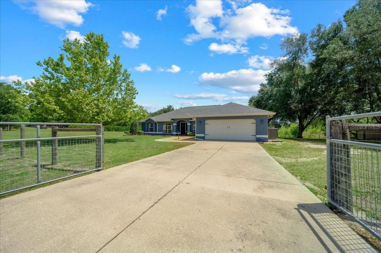 11985 SE 123rd Avenue, Ocklawaha, FL 32179 Photo