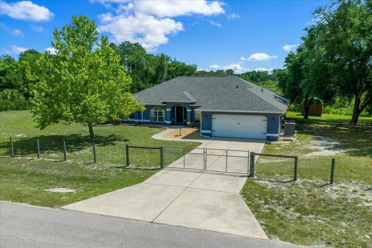 11985 SE 123rd Avenue, Ocklawaha, FL 32179 Photo