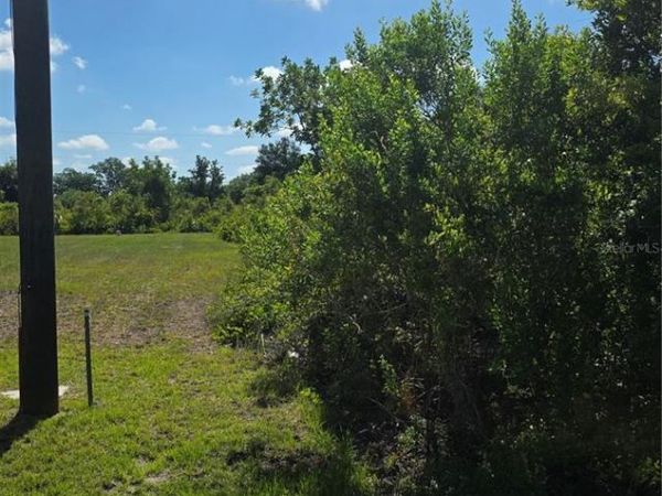 2094 MIDDLE TERRACE, PUNTA GORDA, FL 33983