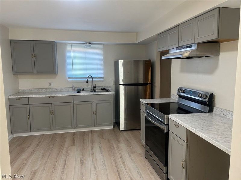 1602 Lee Terrace Drive, Wickliffe, OH 44092 Photo 5