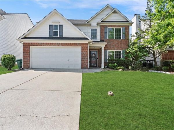2137 Black Oak Lane , Ellenwood, GA 30294