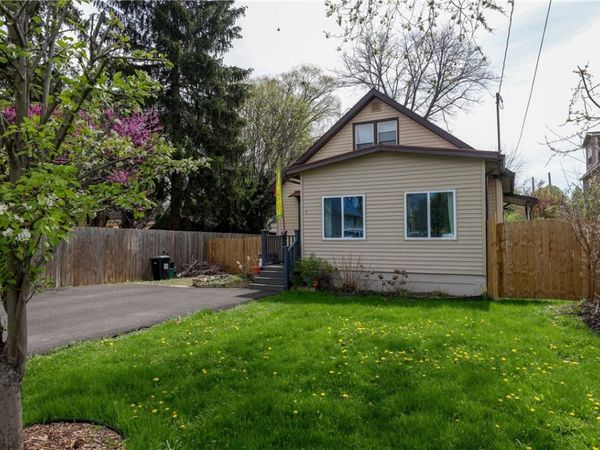 113 W York Street, Ithaca, NY 14850