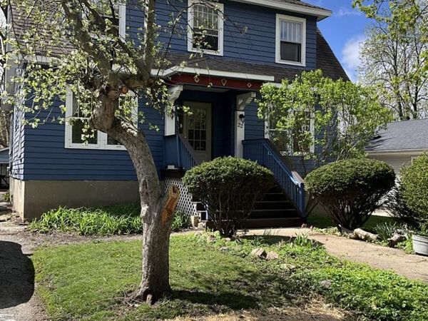 22 S Archer Avenue , Mundelein, IL 60060