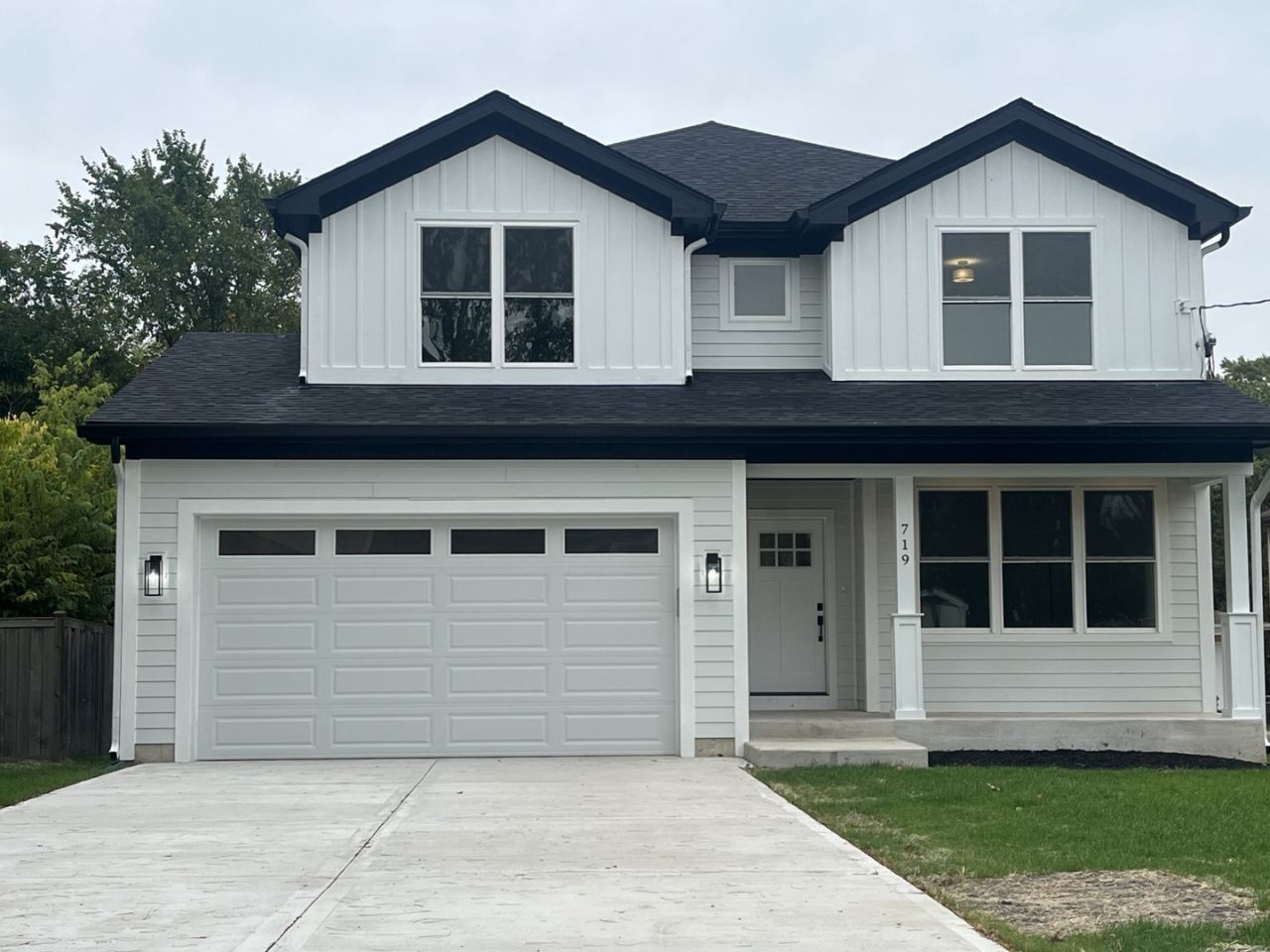 100 E Adams Avenue , Villa Park, IL 60181