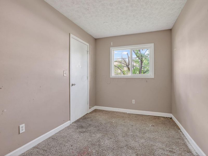 3041 Bluefield Drive , Columbus, OH 43207 Photo 12