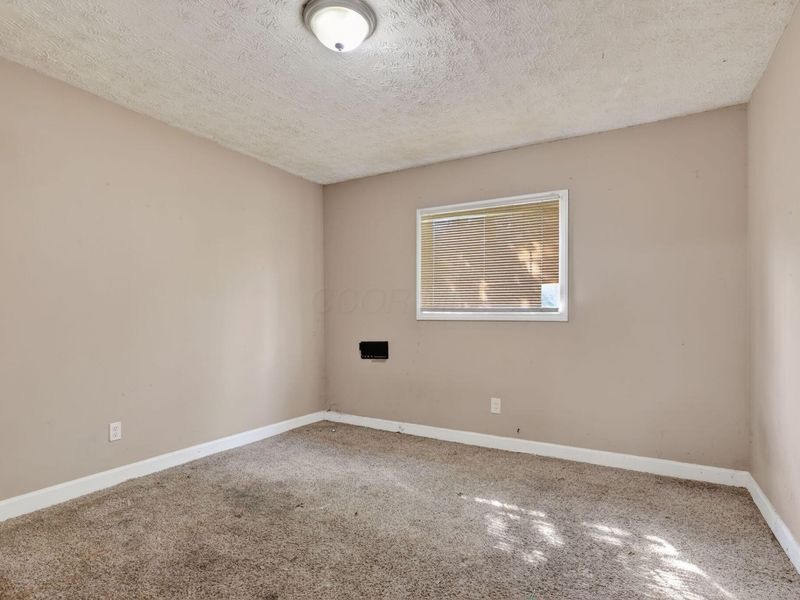 3041 Bluefield Drive , Columbus, OH 43207 Photo 14