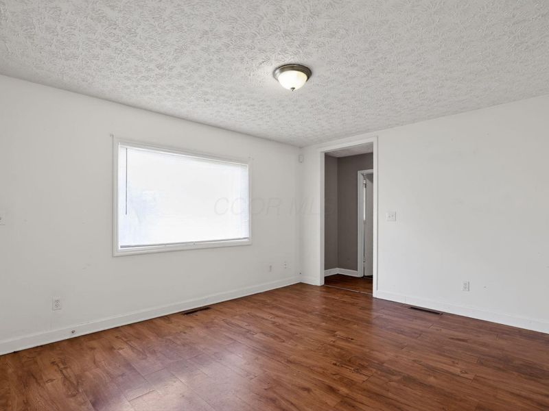 3041 Bluefield Drive , Columbus, OH 43207 Photo 20