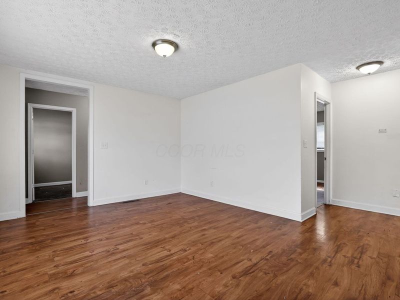 3041 Bluefield Drive , Columbus, OH 43207 Photo 21