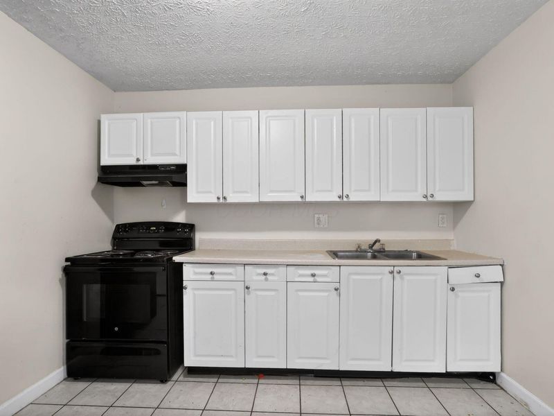 3041 Bluefield Drive , Columbus, OH 43207 Photo 29