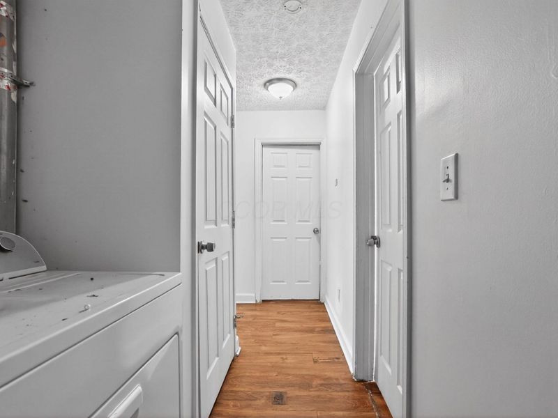 3041 Bluefield Drive , Columbus, OH 43207 Photo 36