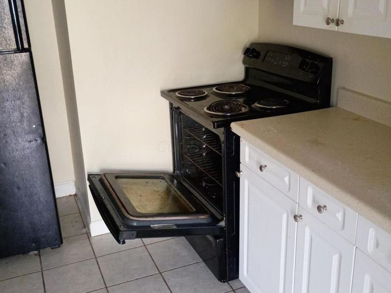 3041 Bluefield Drive , Columbus, OH 43207 Photo 6