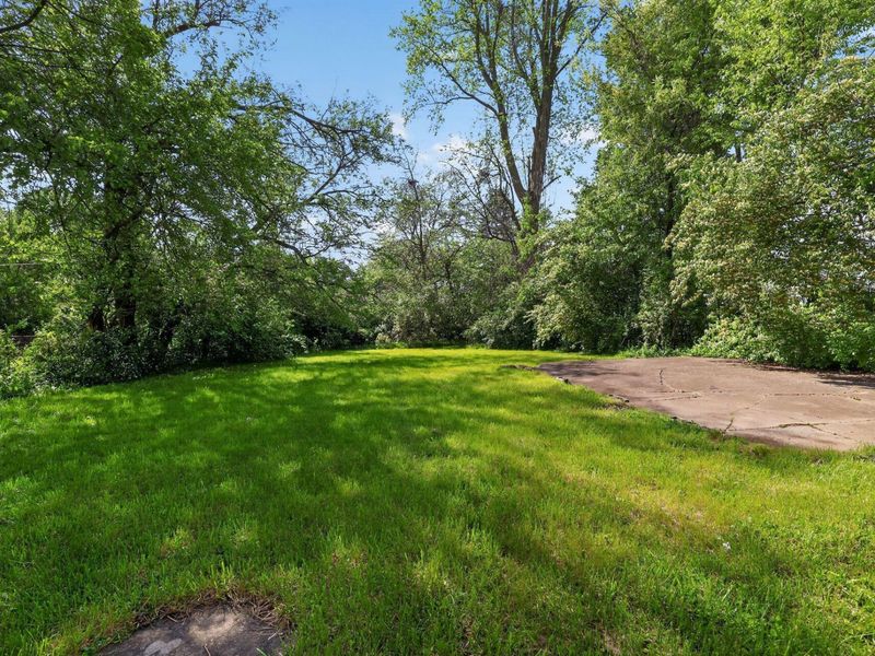 3041 Bluefield Drive , Columbus, OH 43207 Photo 9