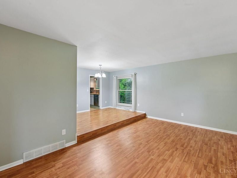 6516 Fields Ertel Road, Deerfield Twp., OH 45249 Photo 4