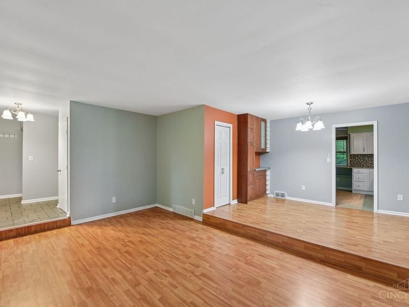 6516 Fields Ertel Road, Deerfield Twp., OH 45249 Photo 7