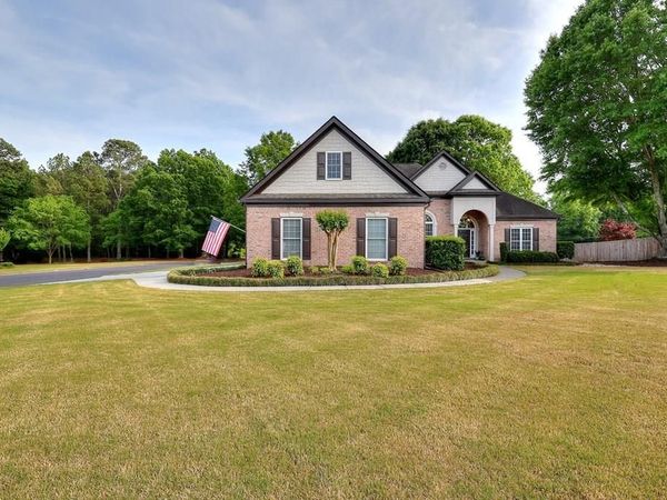 2385 Amberbrook Lane, Grayson, GA 30017