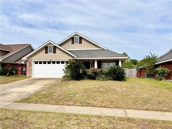 2728 Rosebud Drive E, Mobile, AL 36695