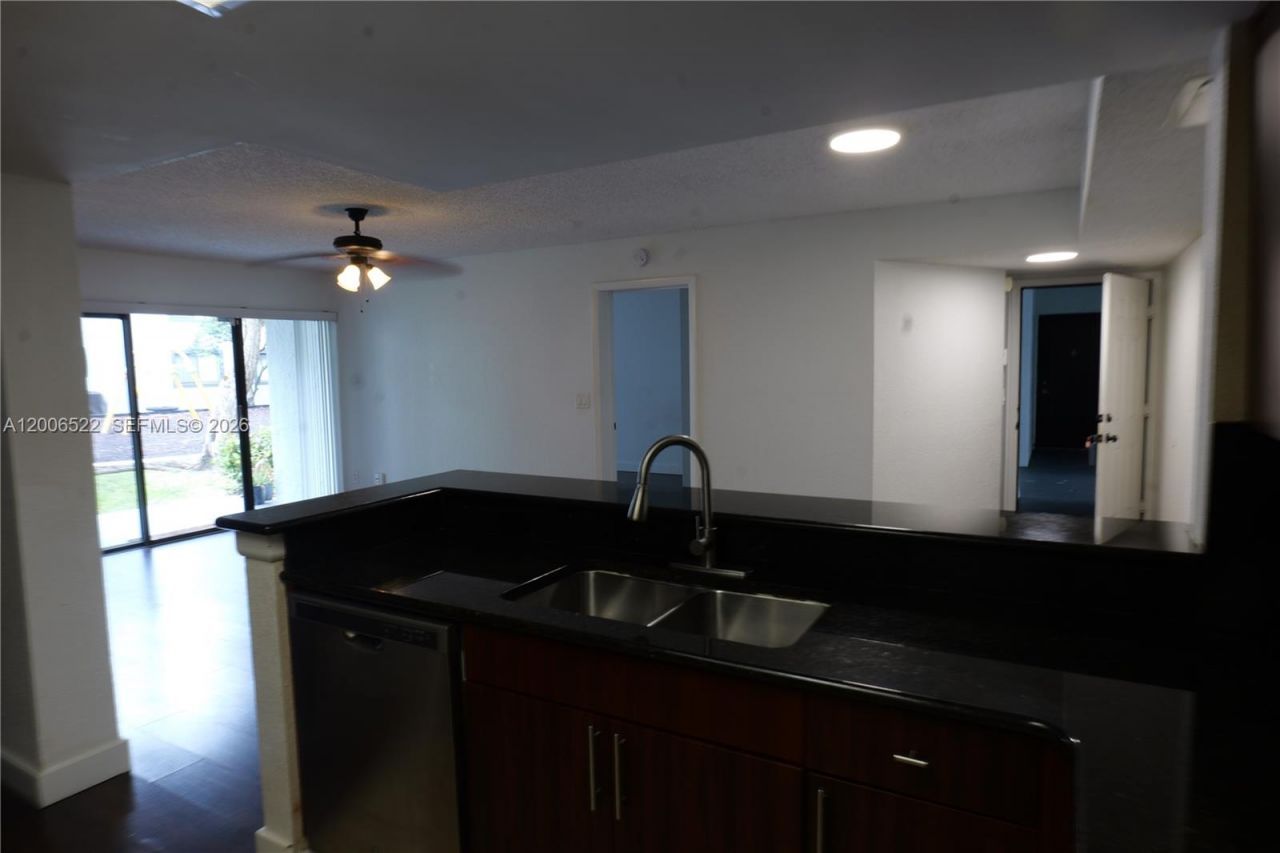 9200 W Atlantic Blvd , Unit 1417, Coral Springs, FL 33071 Photo
