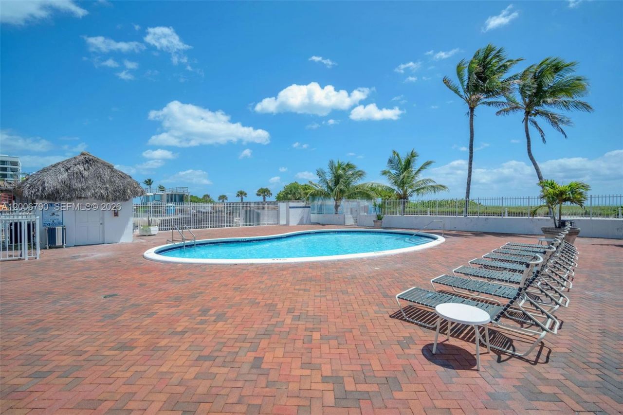 5313 Collins Ave , Unit 204, Miami Beach, FL 33140 Photo