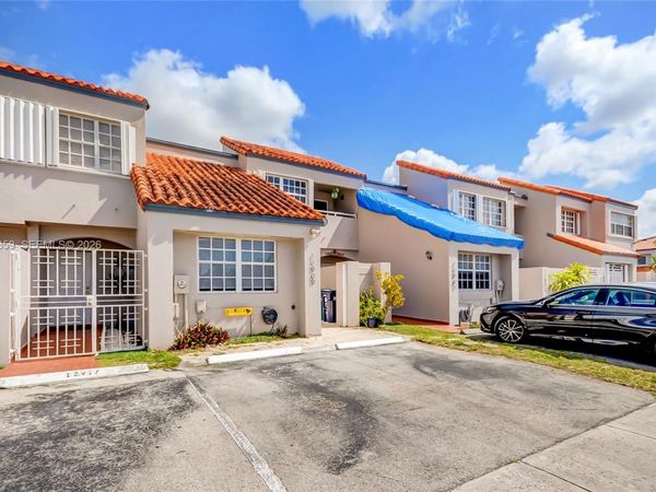 12909 SW 61 , Miami, FL 33183