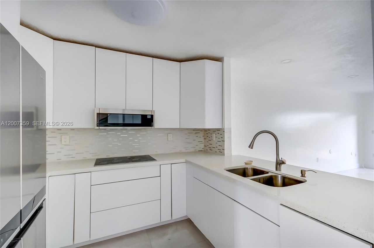 12909 SW 61 , Miami, FL 33183 Photo