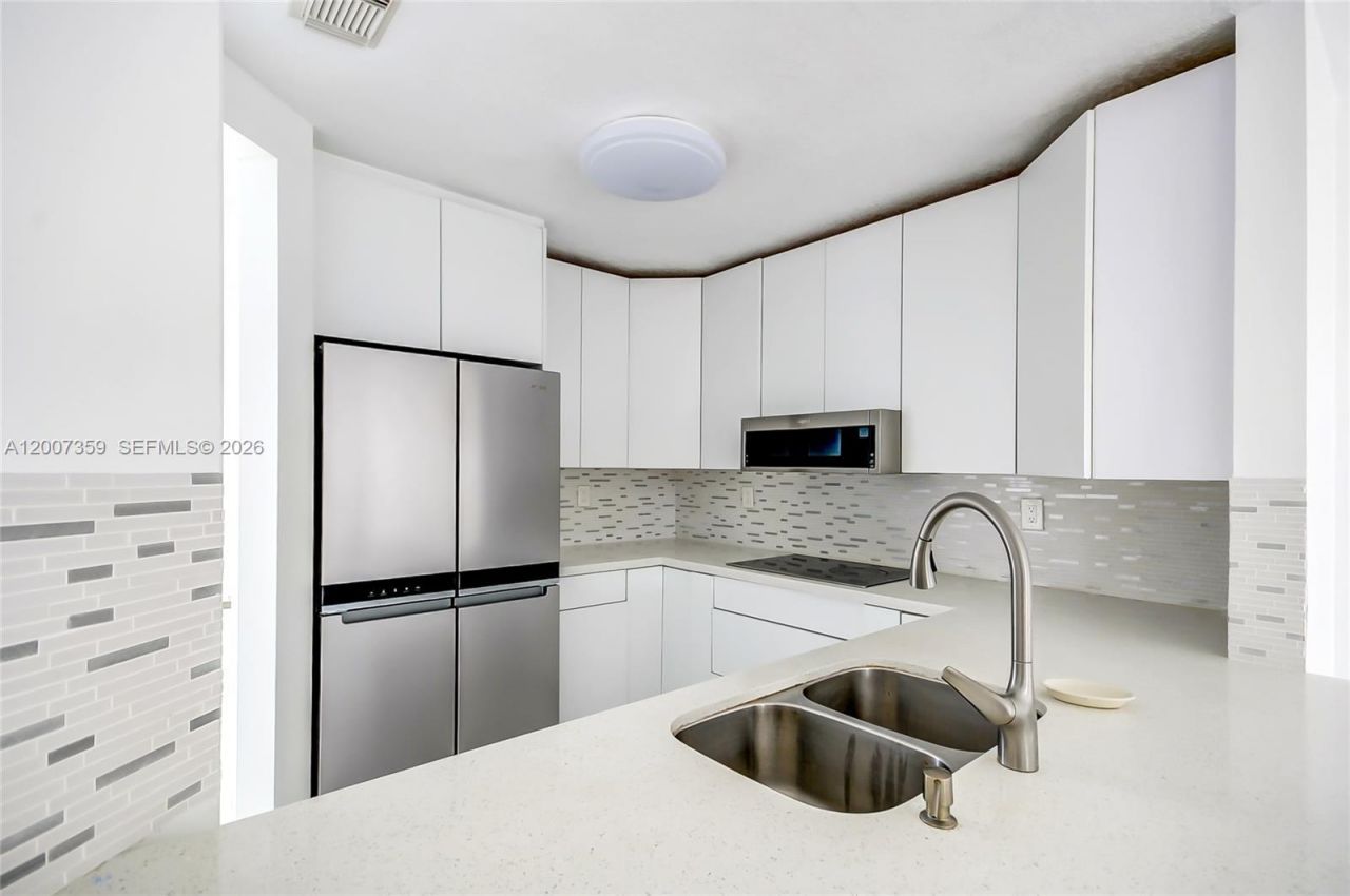 12909 SW 61 , Miami, FL 33183 Photo