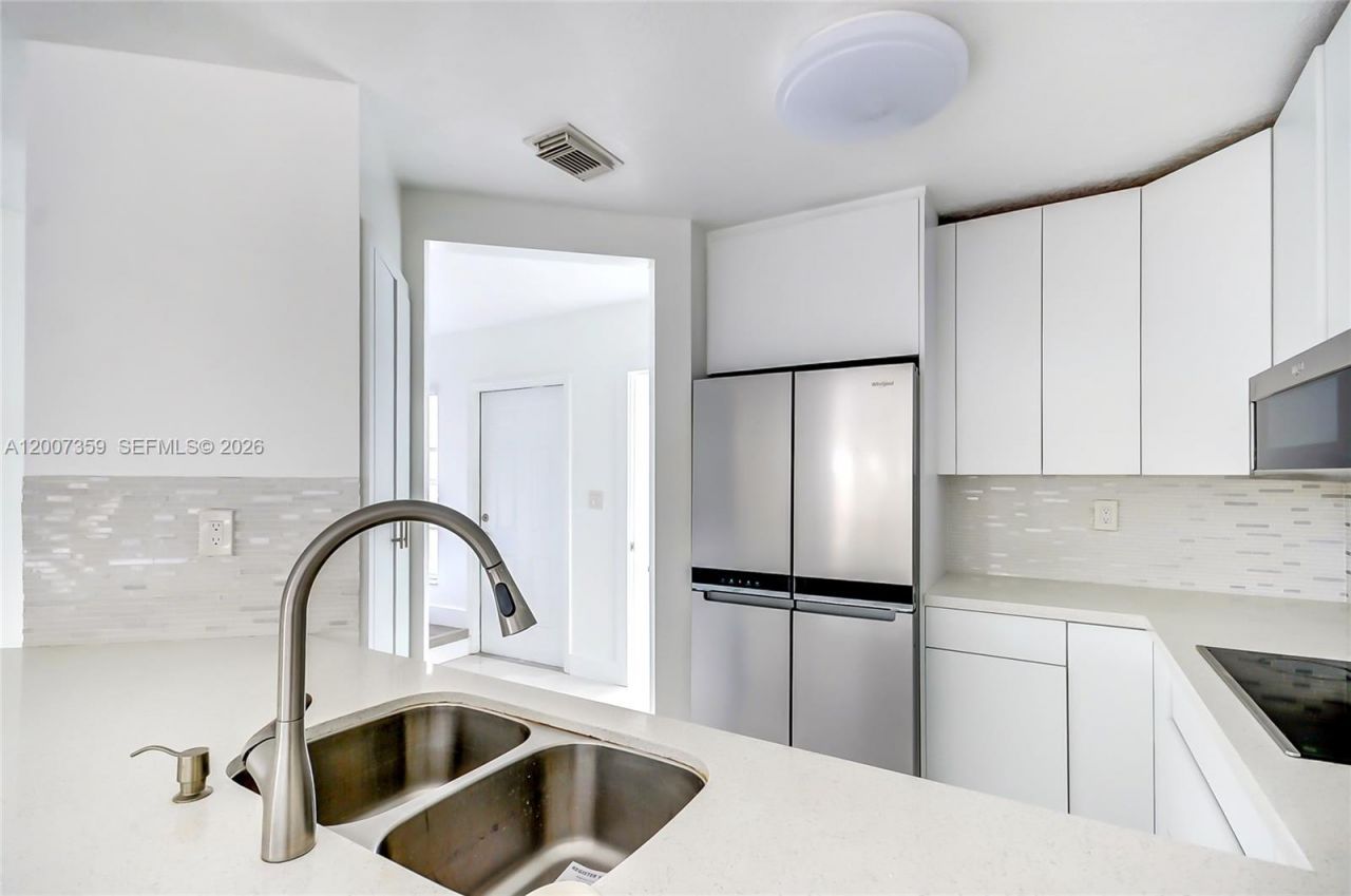 12909 SW 61 , Miami, FL 33183 Photo