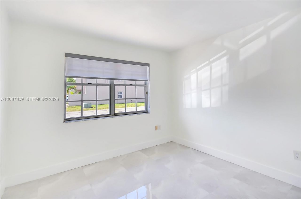 12909 SW 61 , Miami, FL 33183 Photo