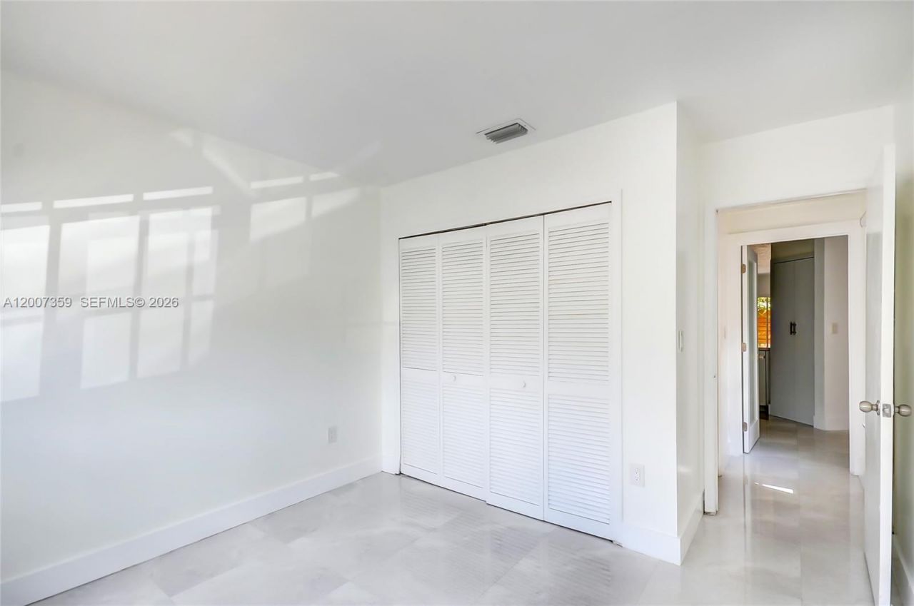 12909 SW 61 , Miami, FL 33183 Photo