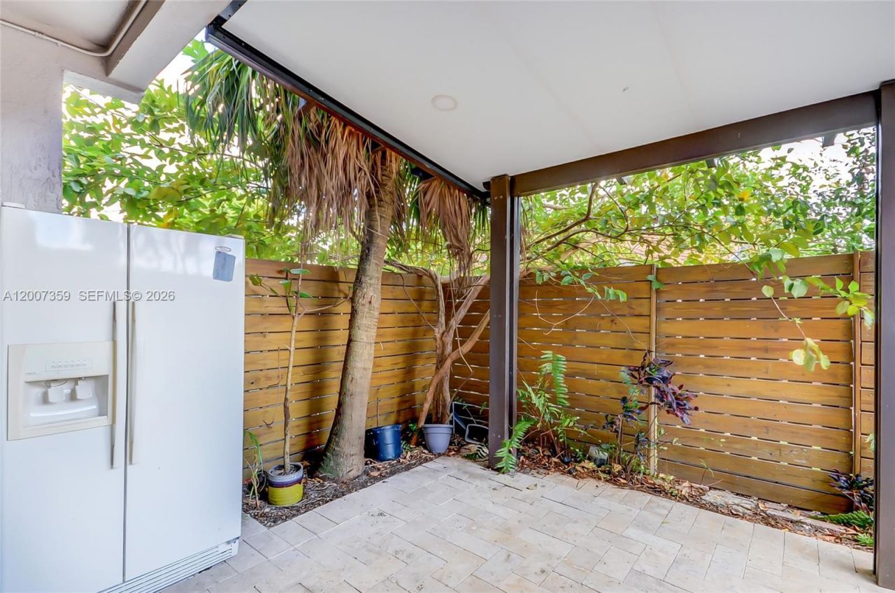 12909 SW 61 , Miami, FL 33183 Photo