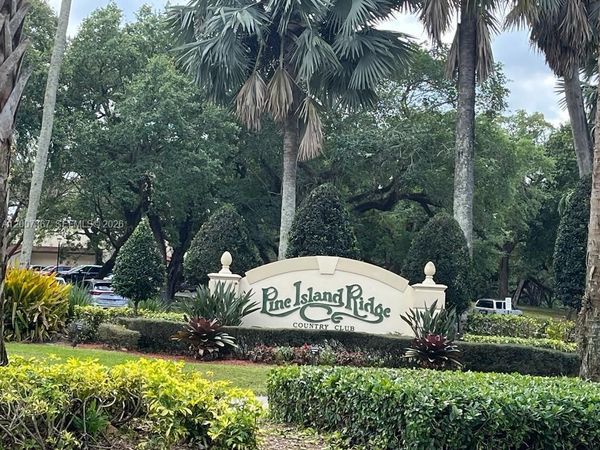 1518 Whitehall Dr , Unit 104, Davie, FL 33324