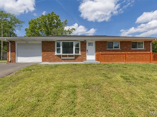 5211 Hunning Road , High Ridge, MO 63049