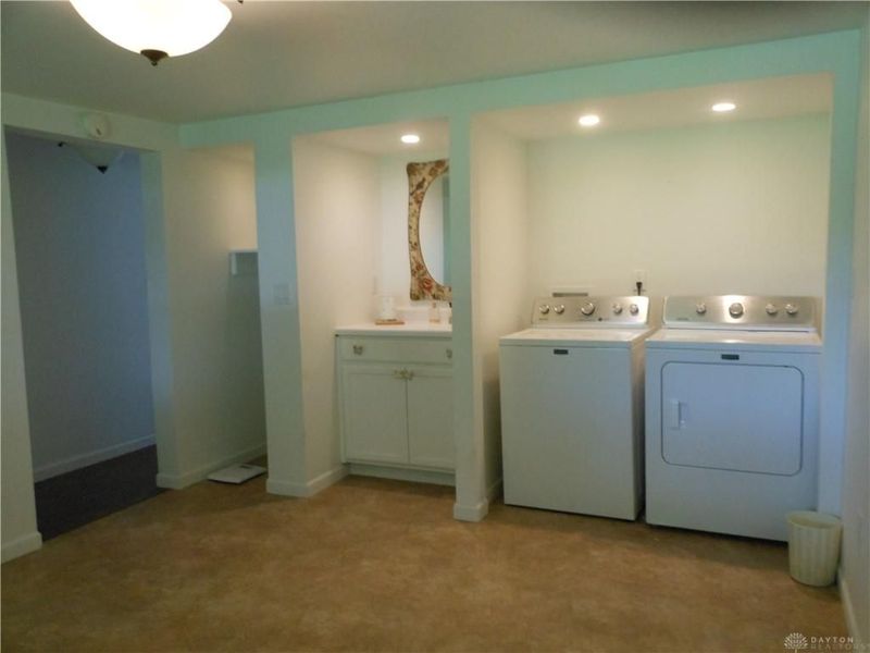 30 E Walnut, Phillipsburg, OH 45354 Photo 41