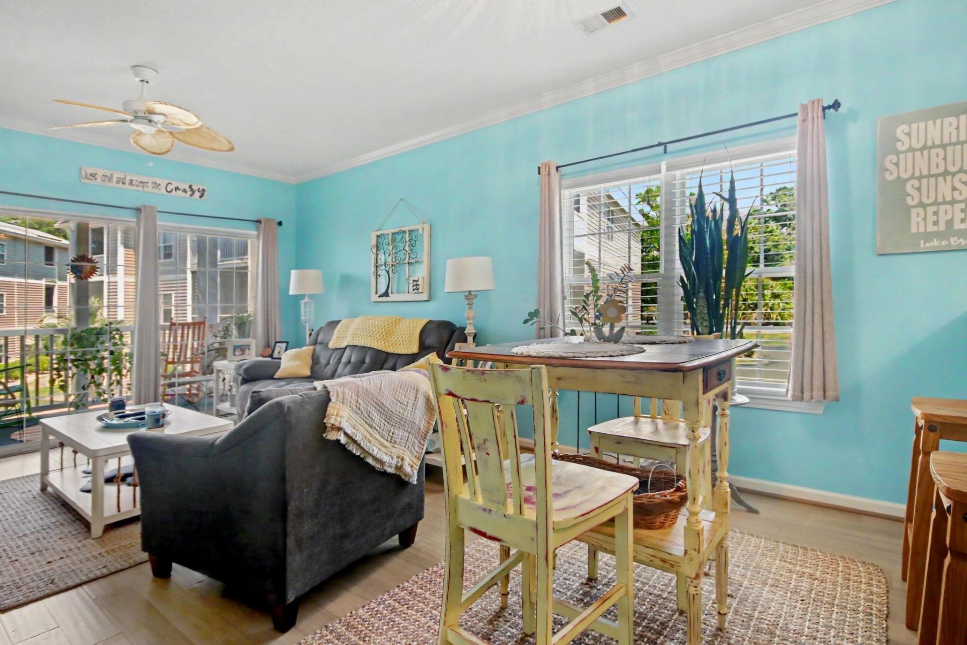 2498 Coastline Ct. Photo 10