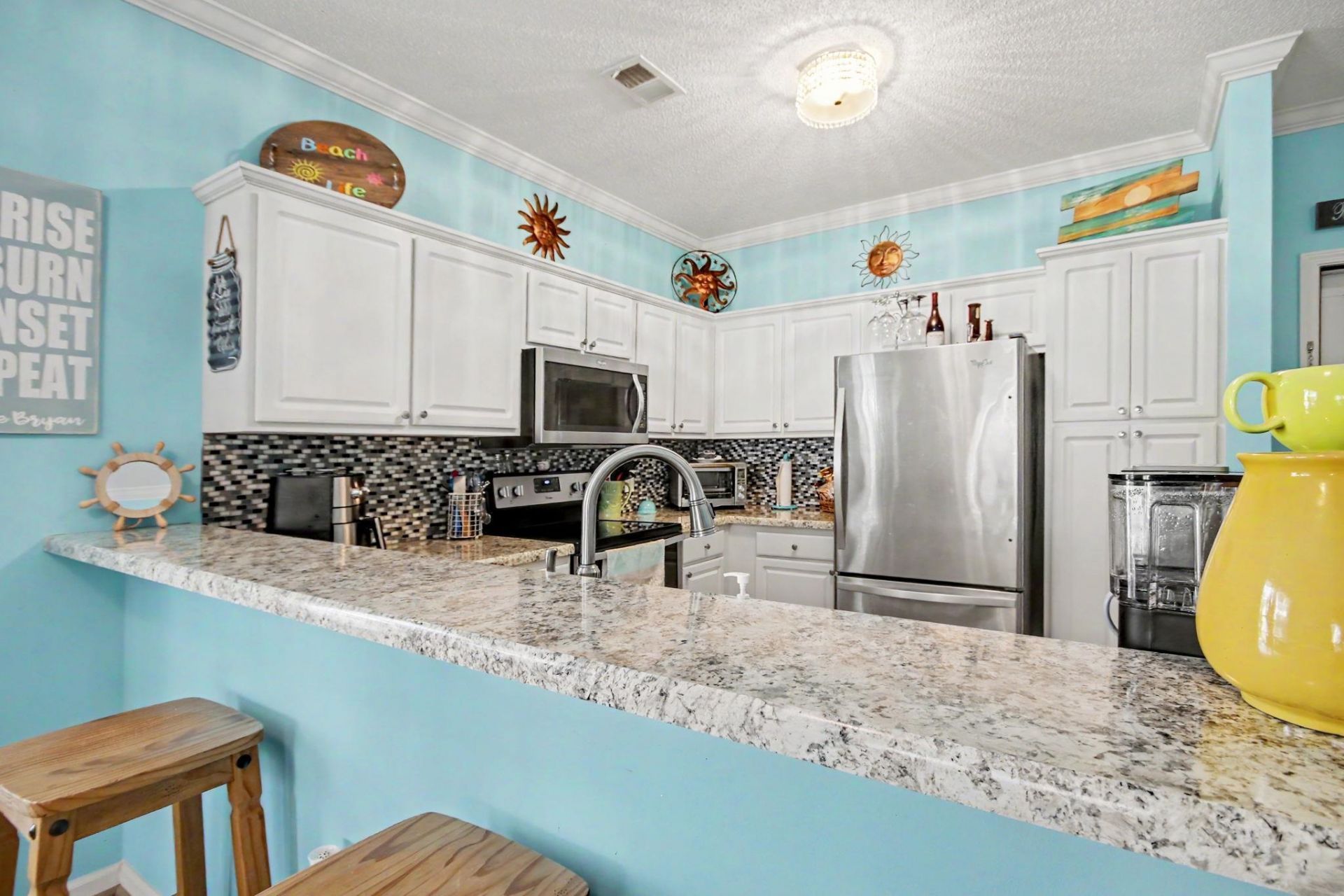 2498 Coastline Ct. Photo 9