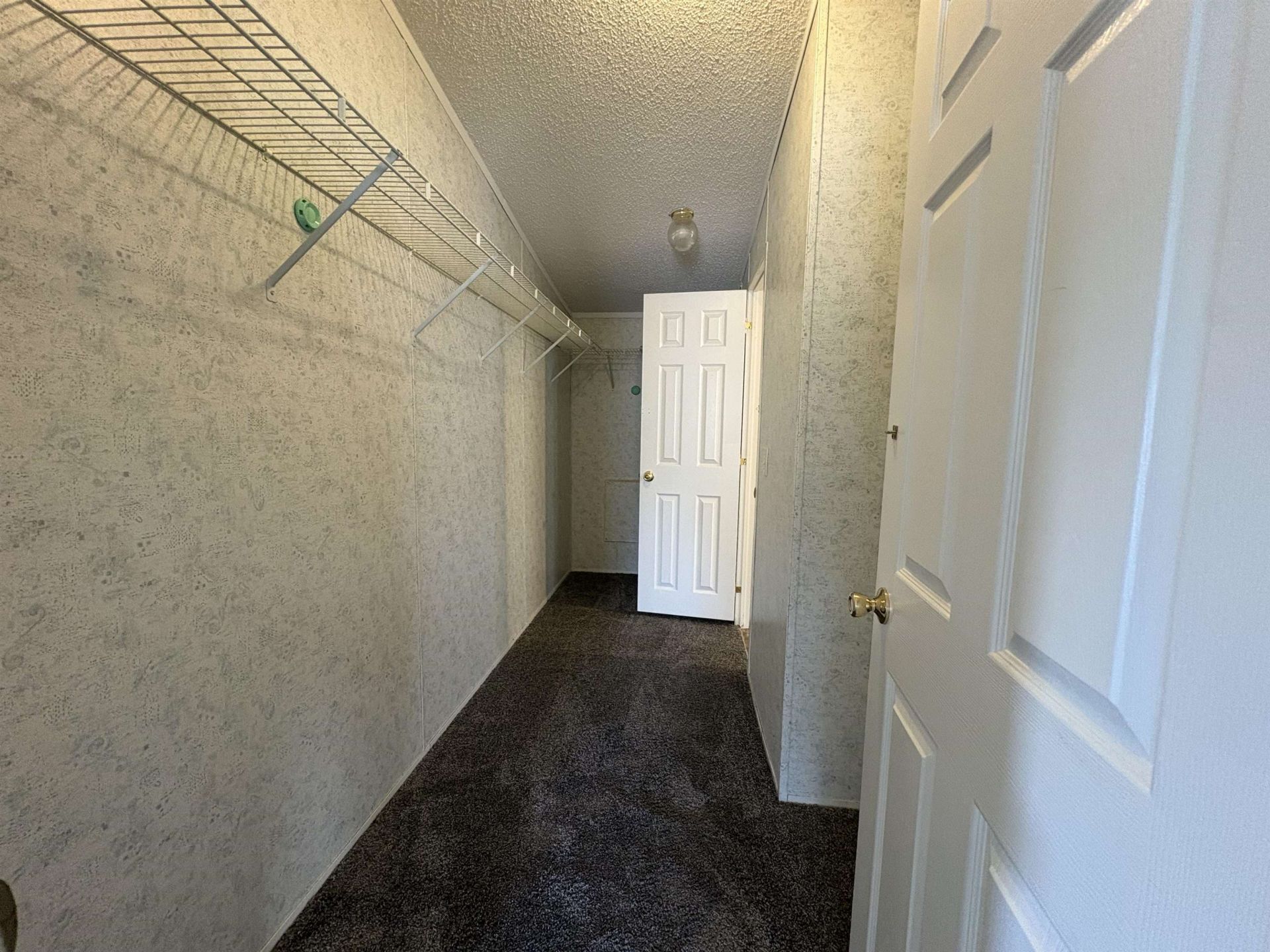1219 Midvale Dr. Photo 11
